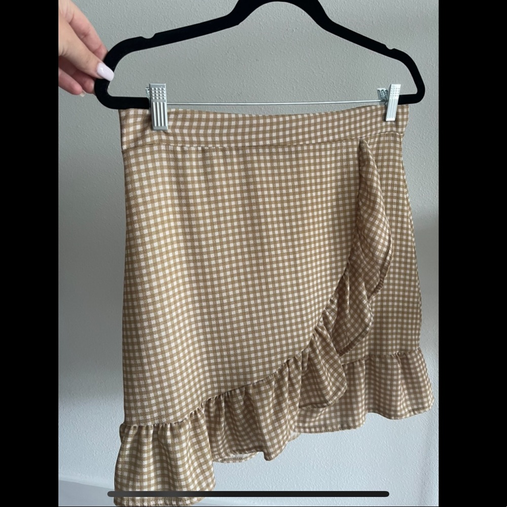 Gingham pattern skirt - Size 8